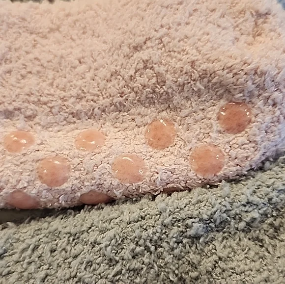 6 Pairs  Fuzzy Socks Non-Slip Moisturizing Infused  Women's One Size - Picture 10 of 10